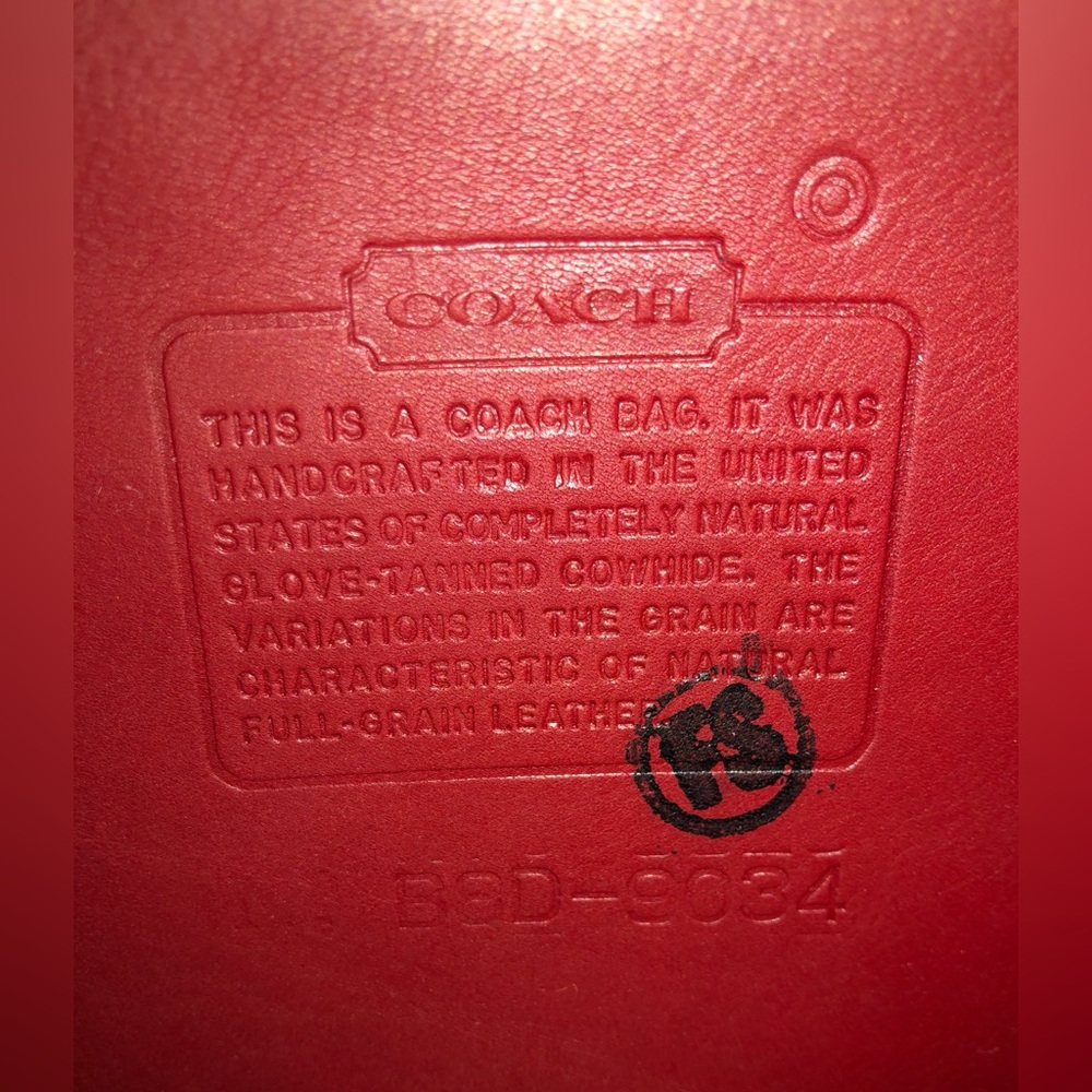 Vintage Coach Red Leather Ergo Small Flap #9034 with Hangtag in Great Condition - Picture 3 of 13